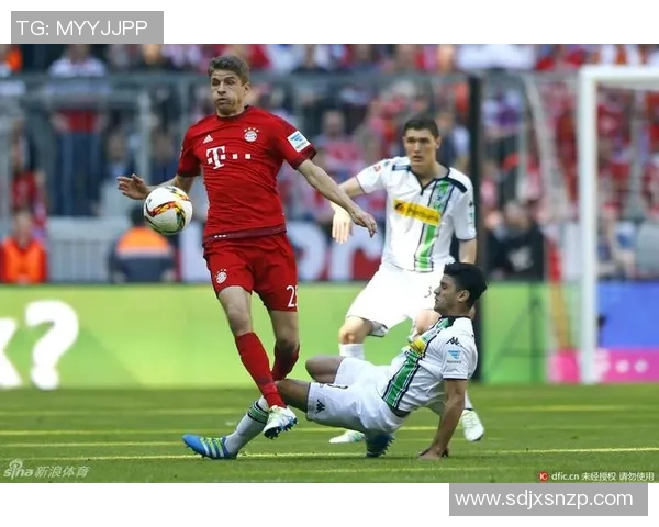 拜仁与门兴格拉德巴赫对决赛果揭晓精彩瞬间回顾